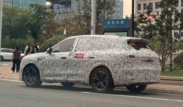 全新问界M7大升级：底盘大换血 小M8坐实了