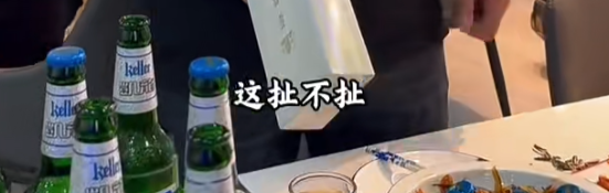 爱上保洁的特朗普 把全网媒体忽悠瘸了