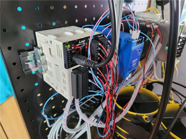 预防RTX 5090被烧坏！玩家手搓反制设备：过流自动断电