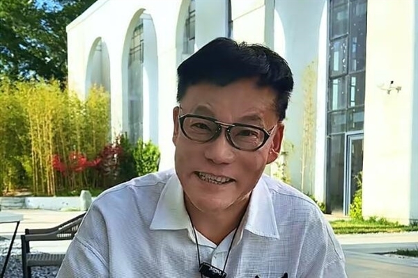李国庆再婚 当事人发声：为爱的人而活