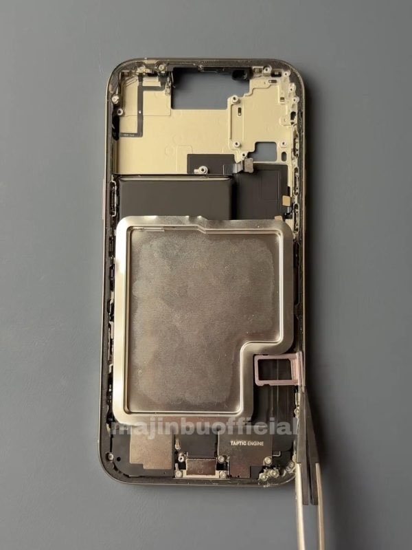 为啥美版/国行版iPhone 17电池尺寸有区别：原因揭开
