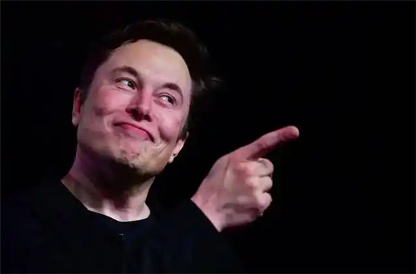 诚意满满的Model Y L 能捍卫特斯拉的王座吗?
